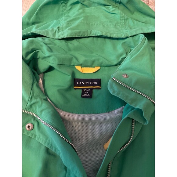 Lands End rain jacket size XS/P (2-4) - Picture 3 of 5